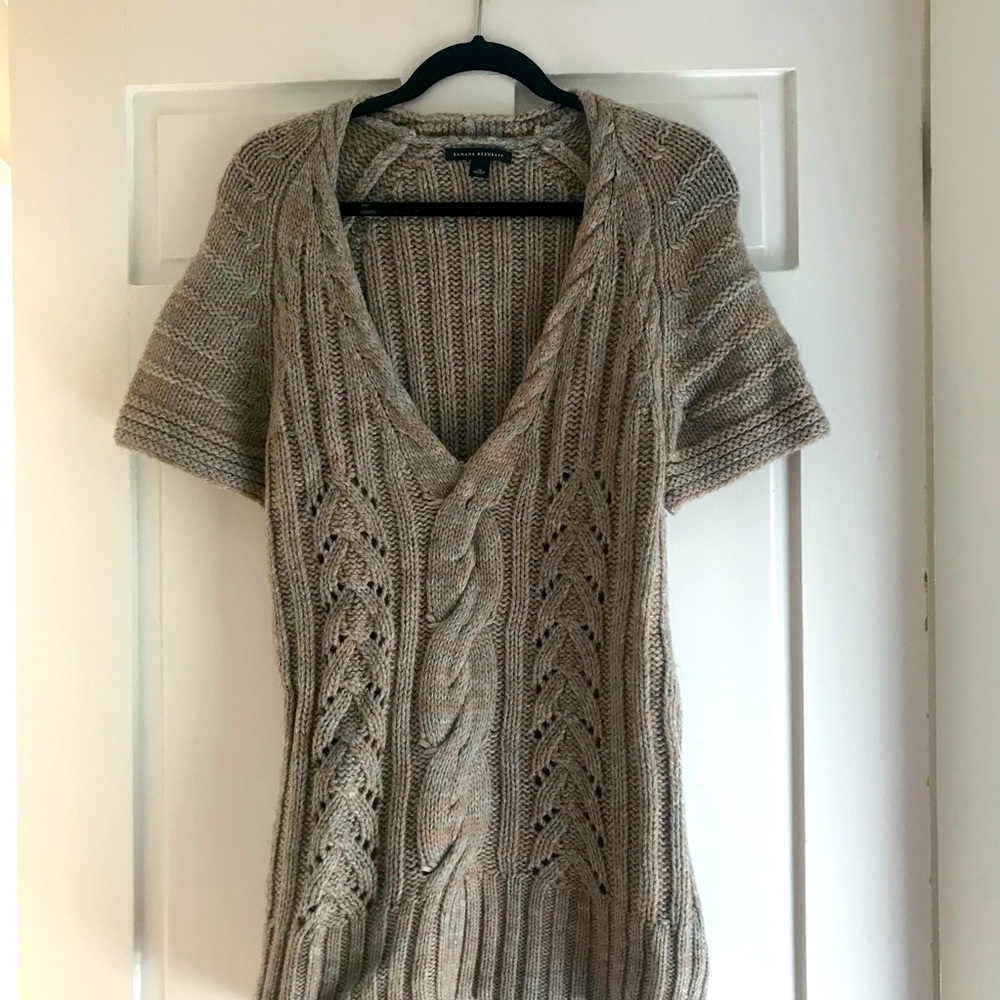 Banana Republic Gray and Tan Wool Sweater